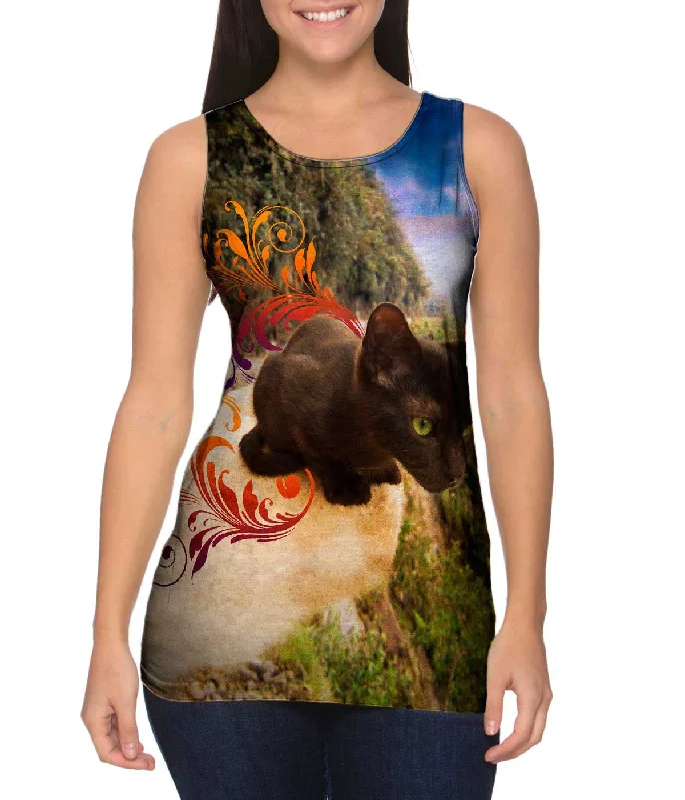 Plunge Neck Women's Seamless Tank Tops for a Smooth FitCliff Kitten