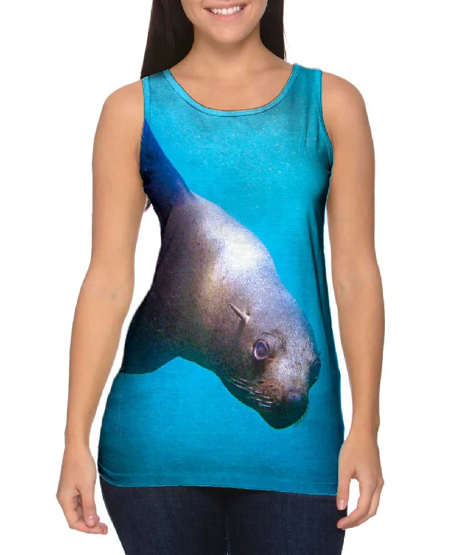 Mock Neck Women's Performance Tank Tops for CyclingClown Fish Wonder Underwater
