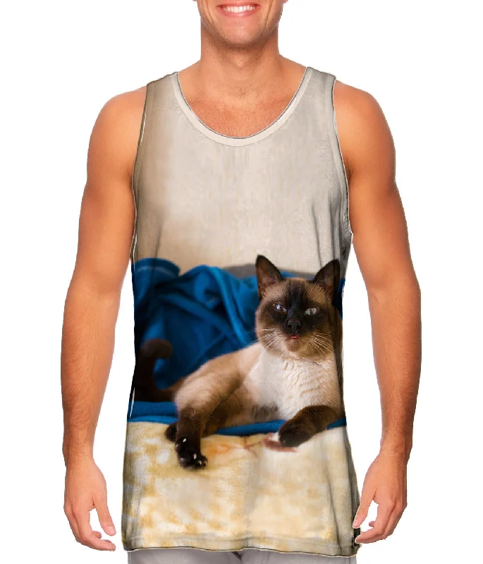 Plus Size Women's Ruffled Hem Tank Tops with Floral PrintsComfy Cat
