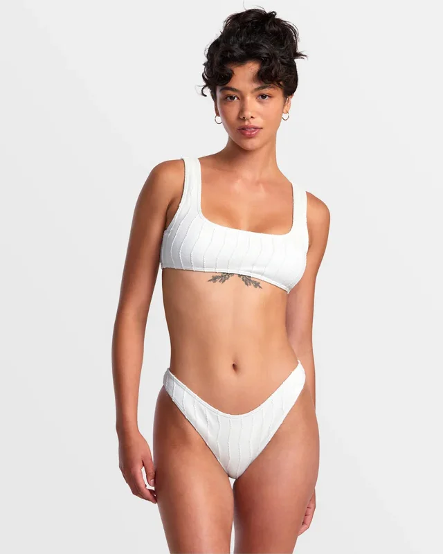 Women's Metallic - Trimmed Swim Tops in Gold for a Glamorous Beach PartyChevy Grooves Laceback Bralette Bikini Top Women's Metallic - Trimmed Swim Tops in Gold for a Glamorous Beach PartyChevy Grooves Laceback Bralette Bikini Top