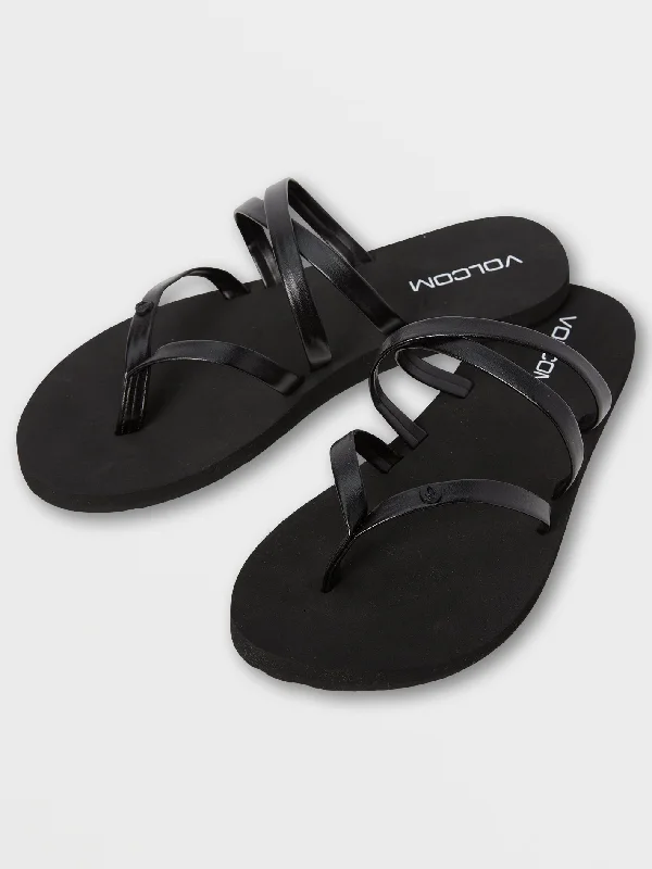 Easy Breezy Ii Sandal - Black Out