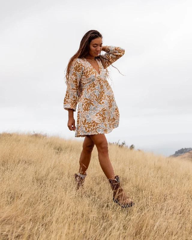 Maxi - length cover ups for a dramatic and elegant beach lookLayday Dress - Off White Maxi - length cover ups for a dramatic and elegant beach lookLayday Dress - Off White